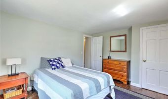11 Pine Ave, Barrington, RI 02806