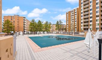 3001 VEAZEY Ter NW 710, Washington, DC 20008