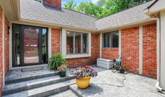 22 Point Ln, Arcadia, IN 46030