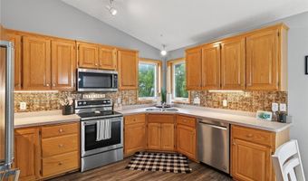 800 Beech Ln S, Annandale, MN 55302