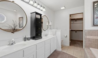 5054 Braemar St, Avon, IN 46123