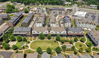 6410 Halcyon Garden Dr, Alpharetta, GA 30005