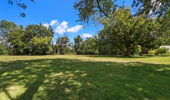 1101 N Deep Lake Rd, Antioch, IL 60002