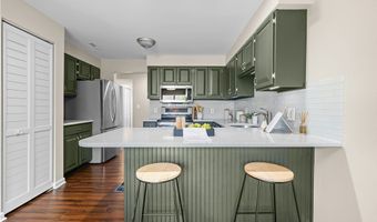 7 Southcreek Ct D, Amherst, NY 14051