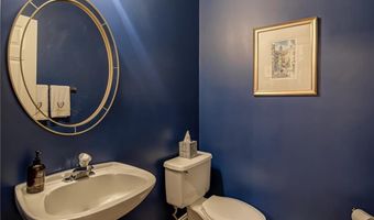 154 Suntree Dr, Advance, NC 27006