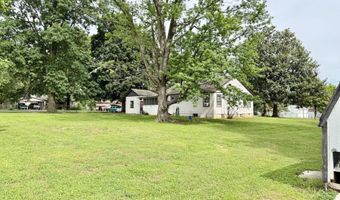 600 E Pearl St, Aurora, MO 65605