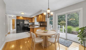5 Strawberry Ln, Billerica, MA 01821