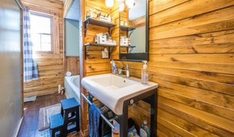329 Ely St, Alma, MI 48801