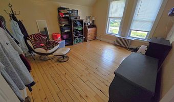 2 Green St, Barre, VT 05641
