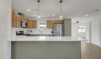 109 W Kinderman Dr, Avondale, AZ 85323