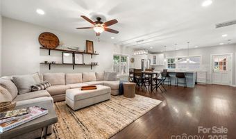 2717 Arnold Dr, Charlotte, NC 28205