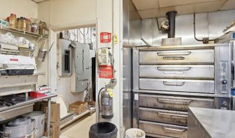 955 E 173 Rte, Antioch, IL 60002