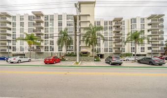 9800 W Bay Harbor Dr 308, Bay Harbor Islands, FL 33154