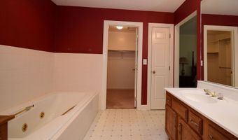 15 Ash Hill Ct, Batesville, IN 47006