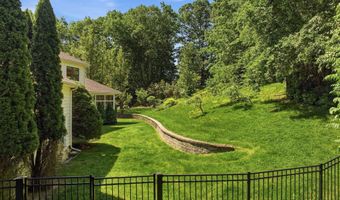 15 Chardonnay Ter, Bedford, NH 03110