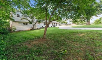 702 Dewoody Dr, Bentonville, AR 72712
