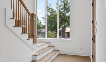 255 CLAYWELL Dr, Alamo Heights, TX 78209