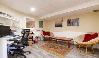 1501 Beacon Hill Rd, Block Island, RI 02807