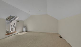 10 Valley Run Dr 10, Cromwell, CT 06416