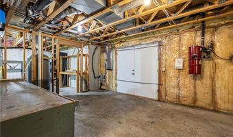 9 Boyce Ln, Bella Vista, AR 72715