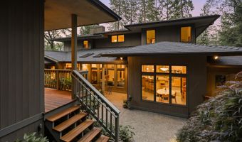 611 Forest St, Ashland, OR 97520
