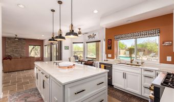 4727 E RANCHO CALIENTE Dr, Cave Creek, AZ 85331
