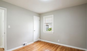 9250 Rosedale Blvd, Allen Park, MI 48101
