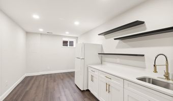 3415 WHEATWHEEL Ln, Annandale, VA 22003