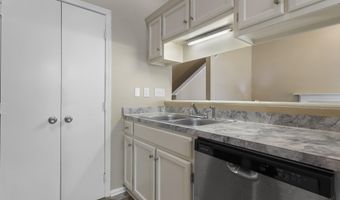 2383 Trafalgar Dr, Biloxi, MS 39531