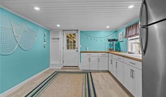 12 Dulles St, Cumberland, RI 02864