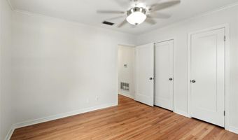 3850 Greenway Pl, Shreveport, LA 71105