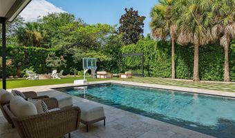 906 ALHAMBRA Ct, Orlando, FL 32804