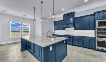 140 Rolling Hills Blvd, Alvord, TX 76225