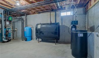 180 Pike Ave, Attleboro, MA 02703