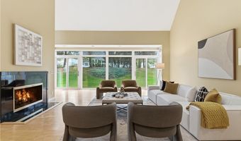 985 Goldenrod Trl, Aurora, OH 44202