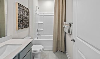 1019 Queensland Ln, Ayden, NC 28513