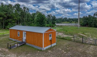 422 Mcduff Dr, Alford, FL 32420