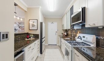 4141 N HENDERSON Rd 1026, Arlington, VA 22203