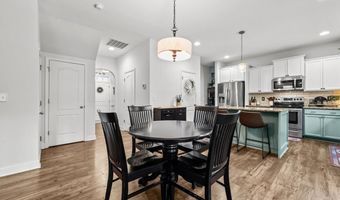 400 Everest Ct, Aberdeen, NC 28315