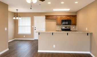 412 W Franklin St, Alvord, TX 76225