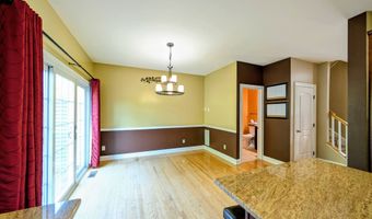 68 Lawrence Ave 68, Danbury, CT 06810