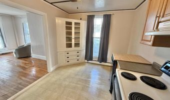 69 Green St, Augusta, ME 04330