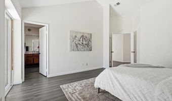 2174 Villa Sonoma Gln, Escondido, CA 92029