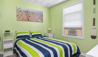 64 Burnside Ave, Narragansett, RI 02882