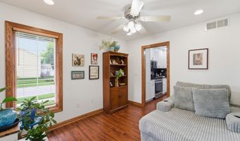 2014 2nd Ave SE, Altoona, IA 50009