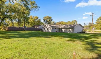 1246 Spruce Tree Ln, Amherst, OH 44001