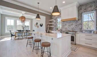 7527 Ladys Secret Ln, Awendaw, SC 29429