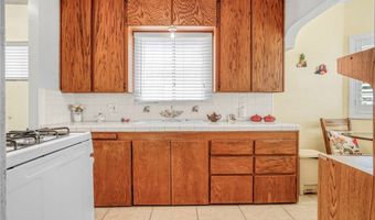 531 W Arbutus St, Compton, CA 90220
