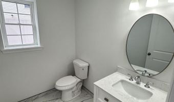 47 COTTAGE St, Bayonne, NJ 07002