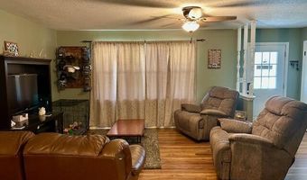 200 S Karner Ave, Altamont, KS 67330